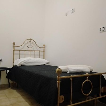 Costa Brava Guest House - Affittacamere Alghero Eksteriør billede